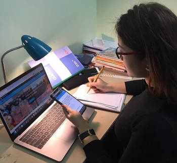 Tham gia các khóa học online/ tự học